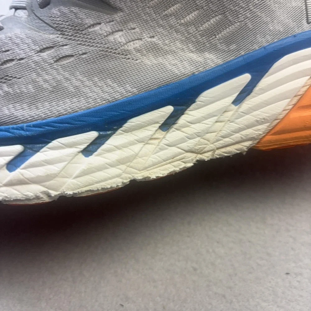 Hoka One One pre owned